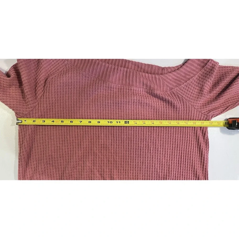 Torrid Off Shoulder Waffle Knit Sweatshirt Pink Size 0  12 Plus Soft Cozy NWT - Picture 11 of 11
